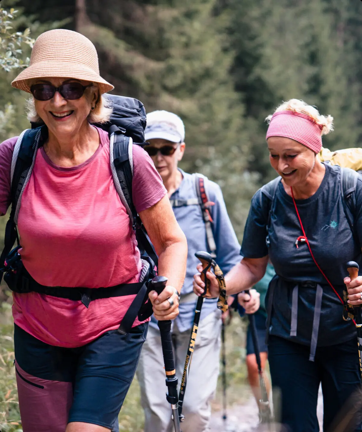 Seniorenwandergruppe beim Aufstieg | © DAV / Marisa Koch